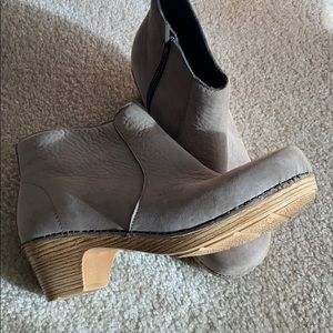 Dansko clog boots size 39